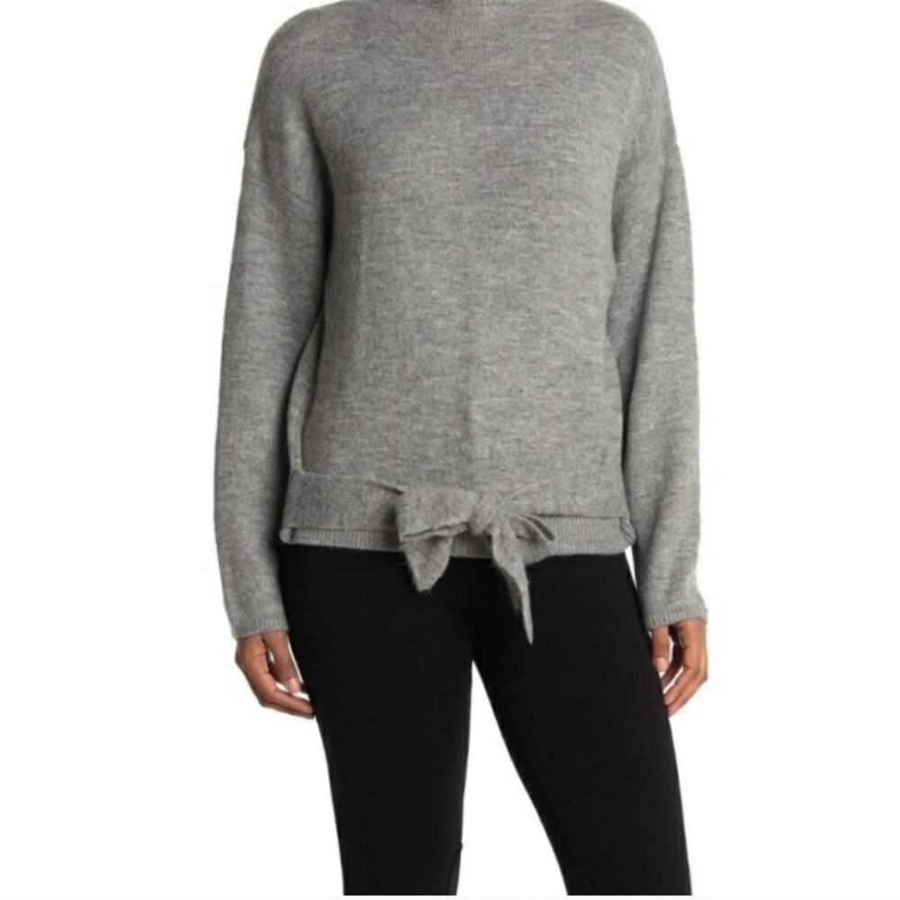 Wayf gray bow tie waist sweater New SZ Small